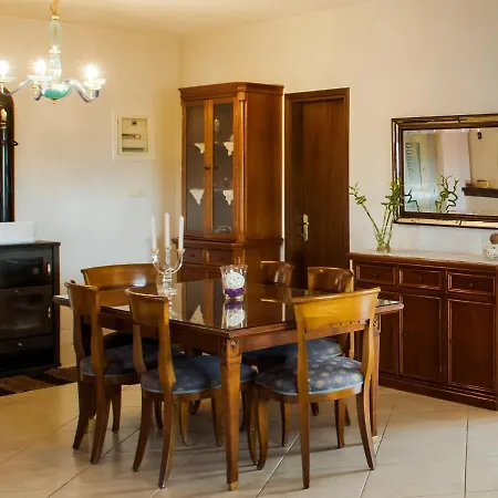 Quaint Farmhouse In Plagiari Surrounded With Olive Trees * Trílofon
